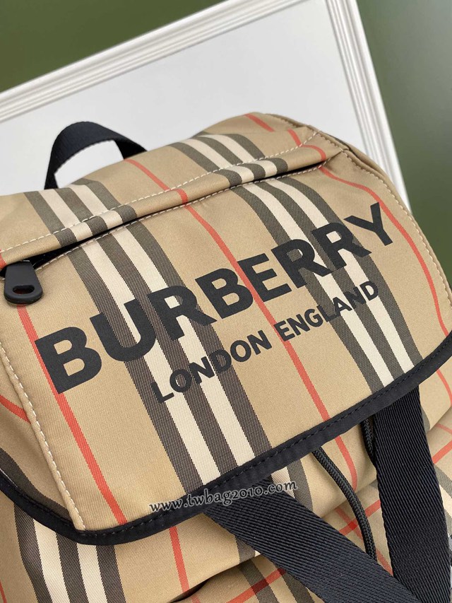 Burberry專門店新款雙肩包 巴寶莉Vintage復古格紋尼龍男士後背包 yxb1175